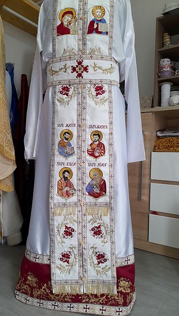 Epitrahil alb cu cei patru Evangheliști